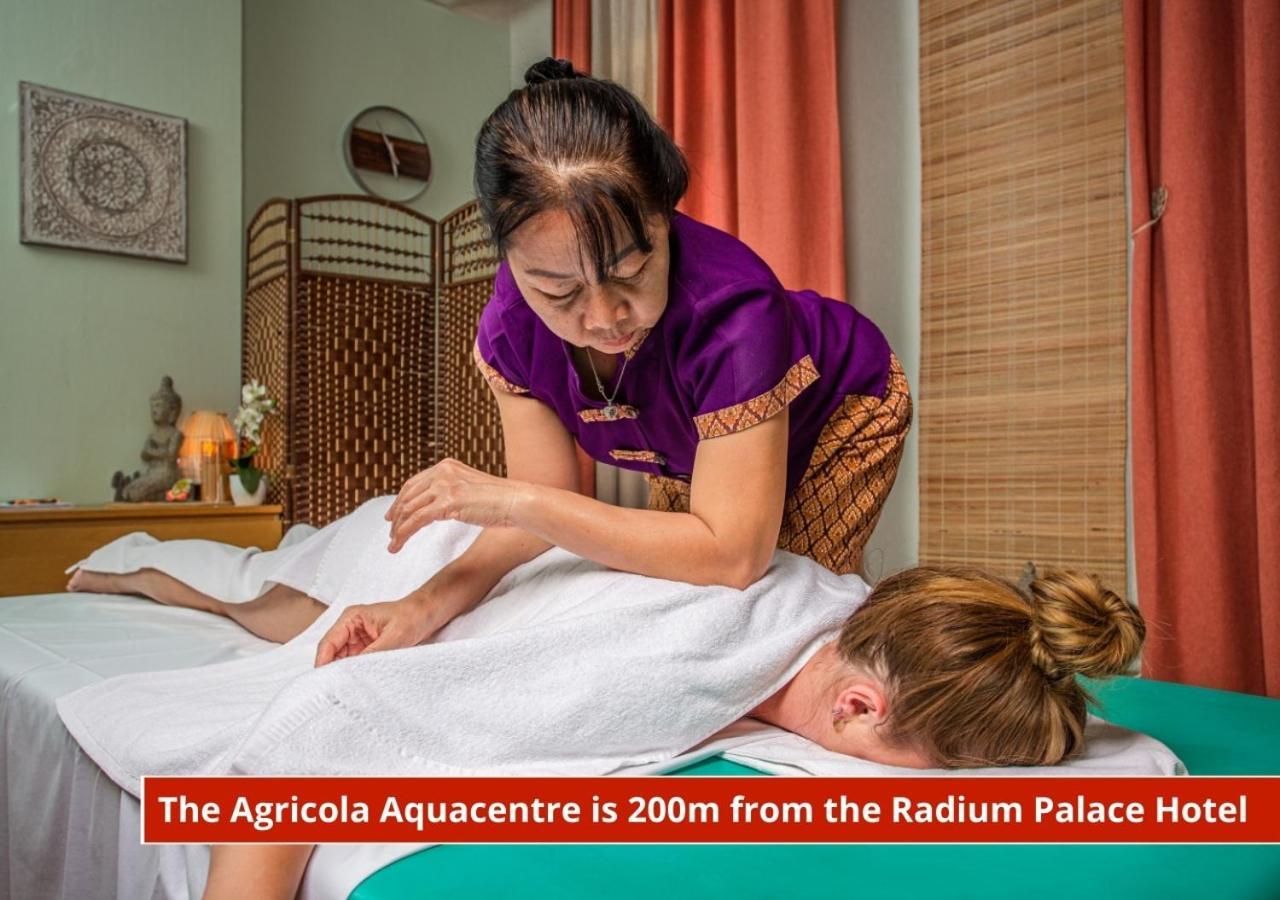 Hotel Radium Palace Яхимов Екстериор снимка